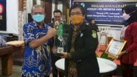 Bupati Gowa Raih Trophy dan Piagam Penghargaan Nasional Bidang Radio