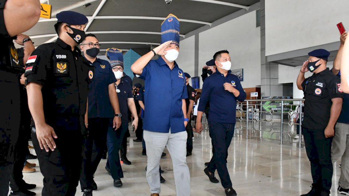 Hadiri Rakerwil NasDem Sulsel, Rombongan DPP Tiba di Makassar