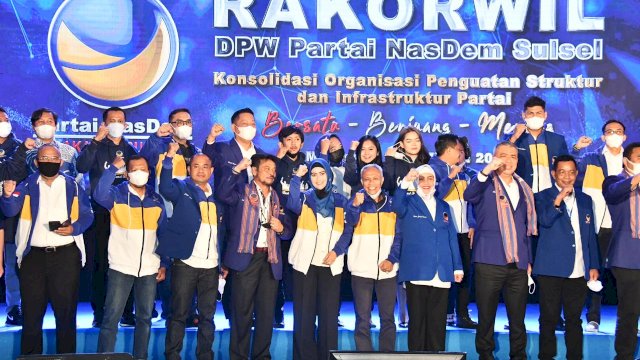 istimewa