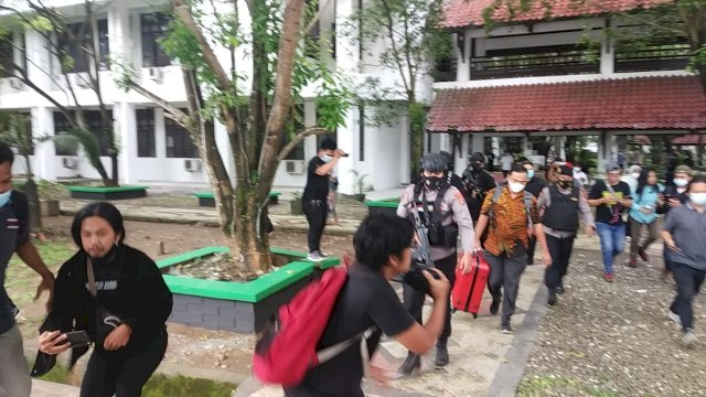 istimewa
