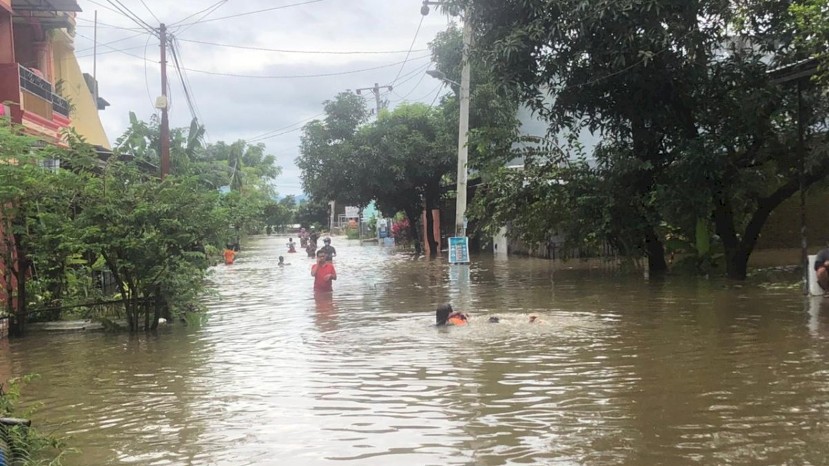 Banjir Makassar, Warga Antang Terpaksa Mengungsi dan Butuh Bantuan