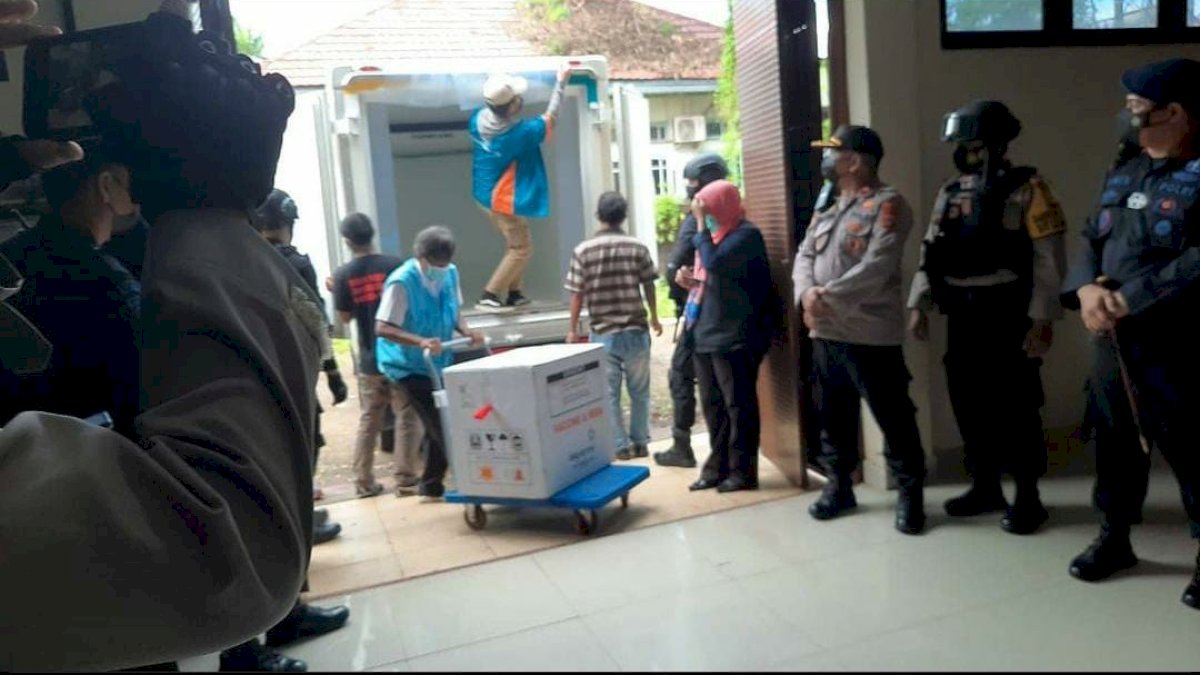 Pemprov Sulsel Terima Kiriman 18.880 Vial Vaksin