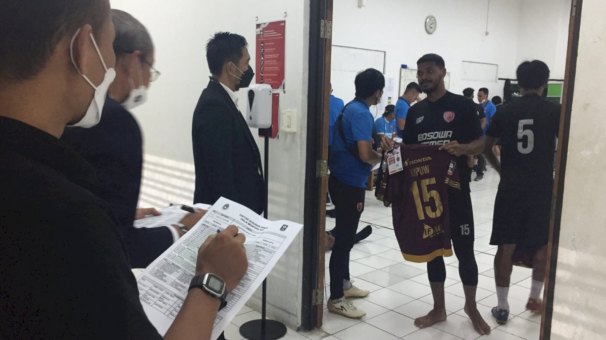 Siap-siap Kickoff! Ini Susunan Pemain PSM vs Persija di Semifinal Piala Menpora Leg 1