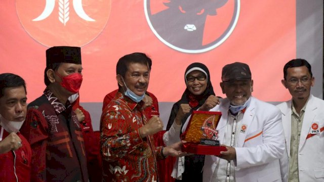 istimewa