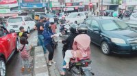 Bagi-bagi Takjil Gratis Setiap Hari, Warga: Terima Kasih NasDem