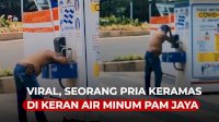 VIDEO: Viral, Seorang Pria Keramas di Keran Air Minum PAM Jaya