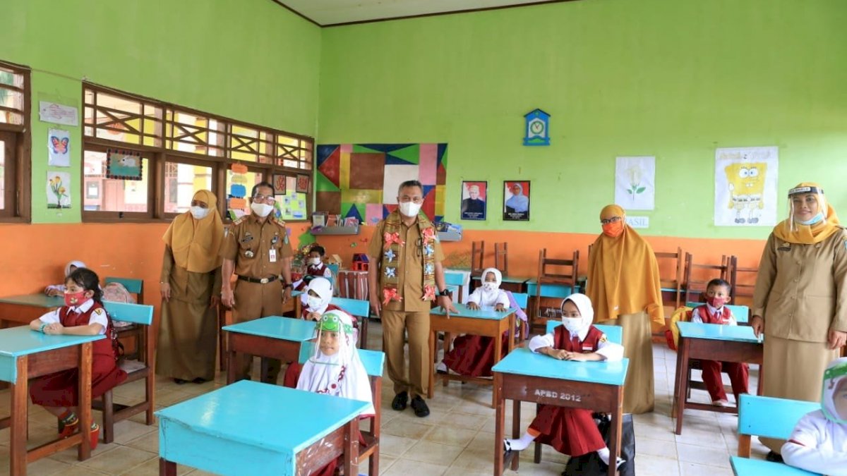 Plt Gubernur Sulsel Izinkan Pelaksanaan Sekolah Tatap Muka Bagi Wilayah Status PPKM Level 1-3