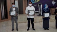 Dapat Penghargaan Pendidikan, Muzayyin: Ini Persembahan Pada Civitas Darul Istiqamah