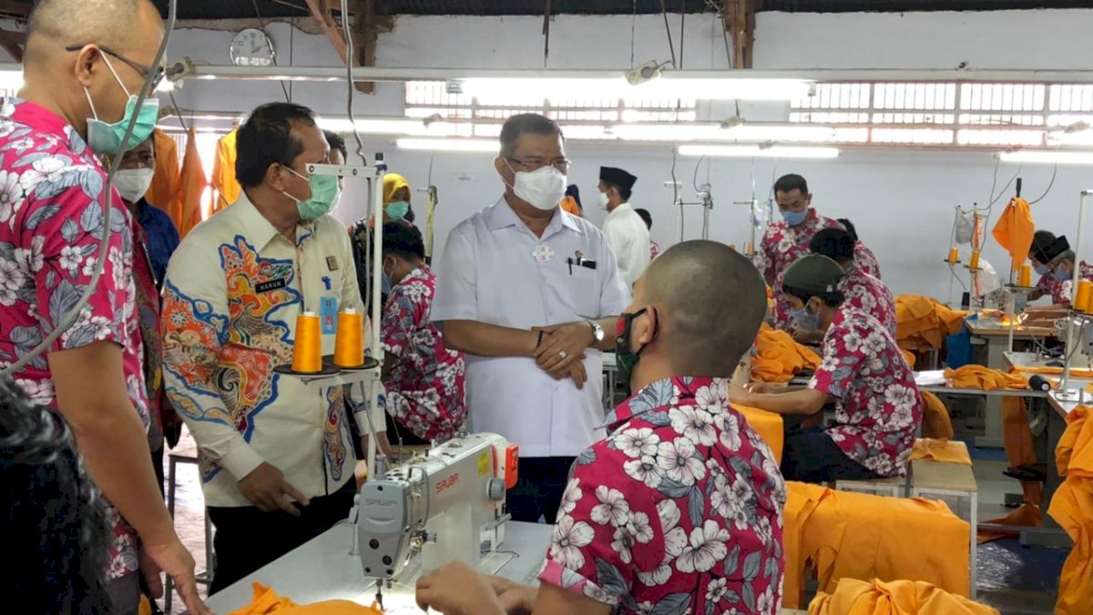 UNM dan Lapas Kelas 1 Makassar Jalin Kerjasama Pembuatan Almamater