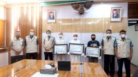 YBM PLN UIW Sulselrabar Serahkan Bantuan Total Rp170 Juta
