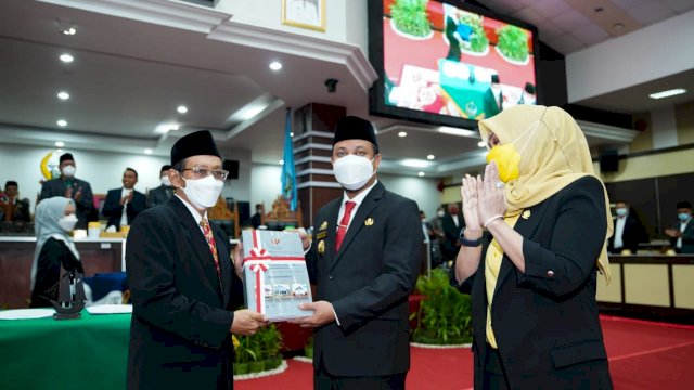 istimewa