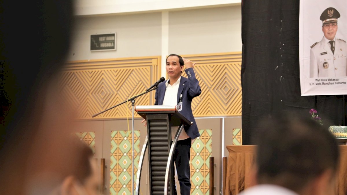 Ketua Dewan Pendidikan Makassar Rudianto Lallo: Kualitas Pendidikan Harus Rata, Semua Harus Sekolah!