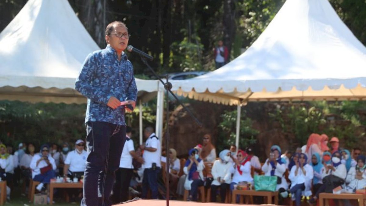 Danny Pomanto Hadiri Silaturahmi Bersama Alumni SMPN 5