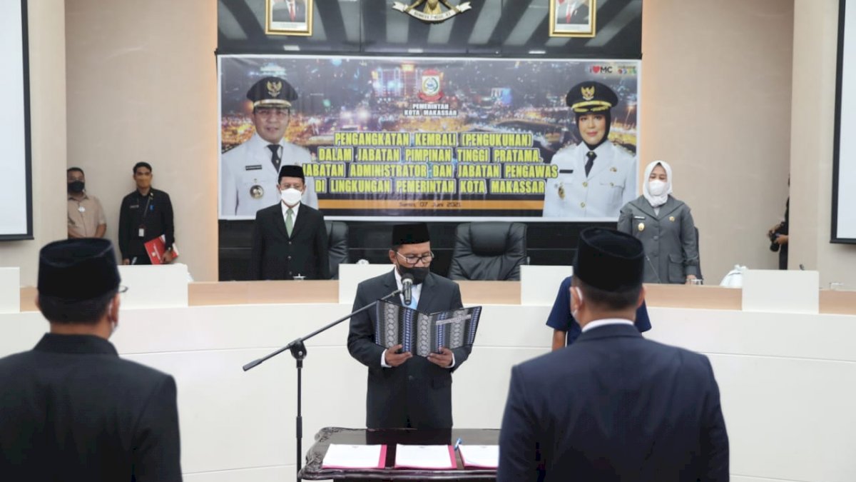 Danny Kukuhkan 61 Pejabat Pemkot Makassar