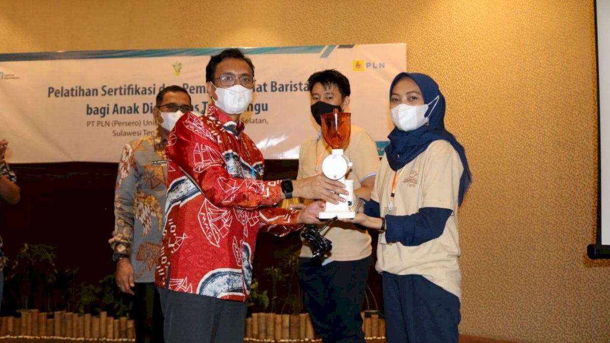 PLN Beri Pelatihan Barista dan Bangkitkan Semangat Usaha Disabilitas