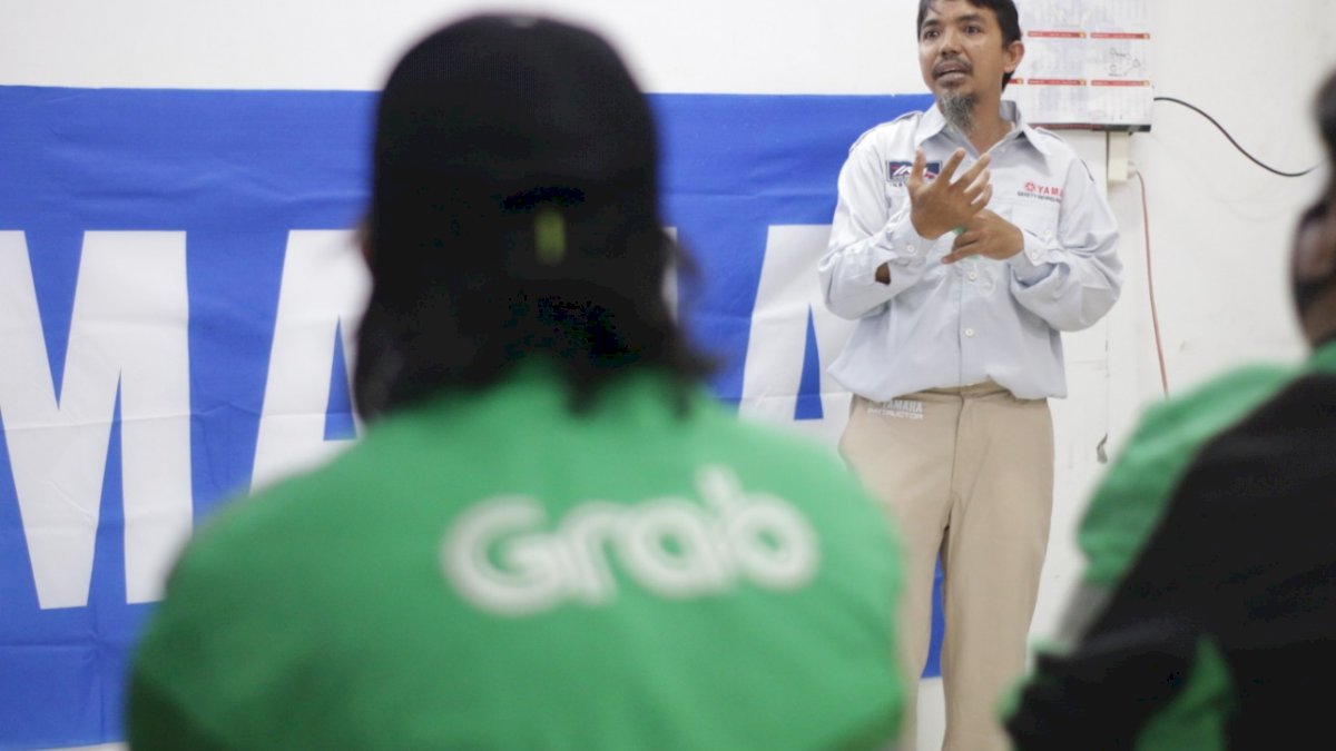 PT SJAM Edukasi Selamat Berkendara Mitra Grab Aman Sampai Tujuan