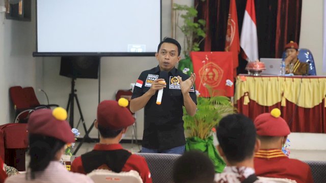 istimewa