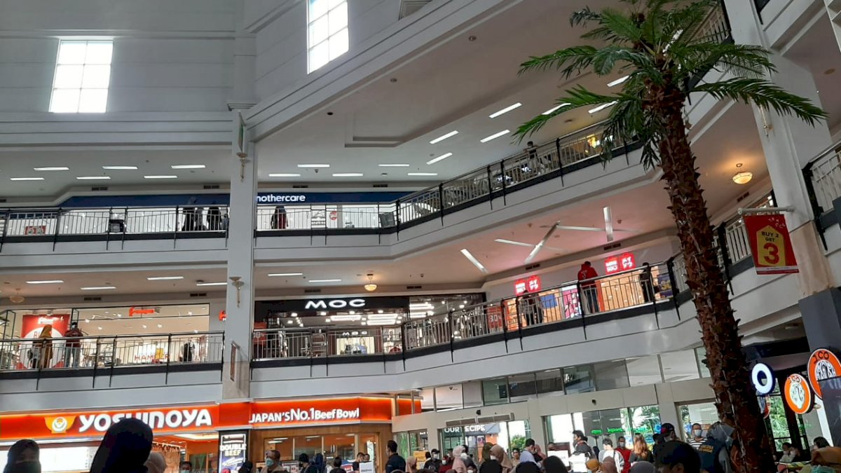 Tim Advokasi Makassar Recover Pantau dan Ikut Vaksinasi di Mall Ratu Indah