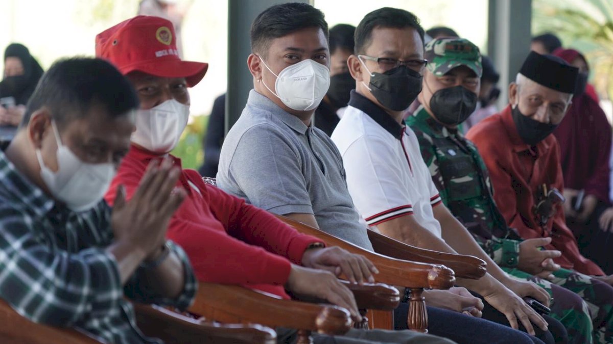 Amir Uskara dan Bupati Adnan Hadiri Vaksinasi Massal di Madrasah Arifah Gowa