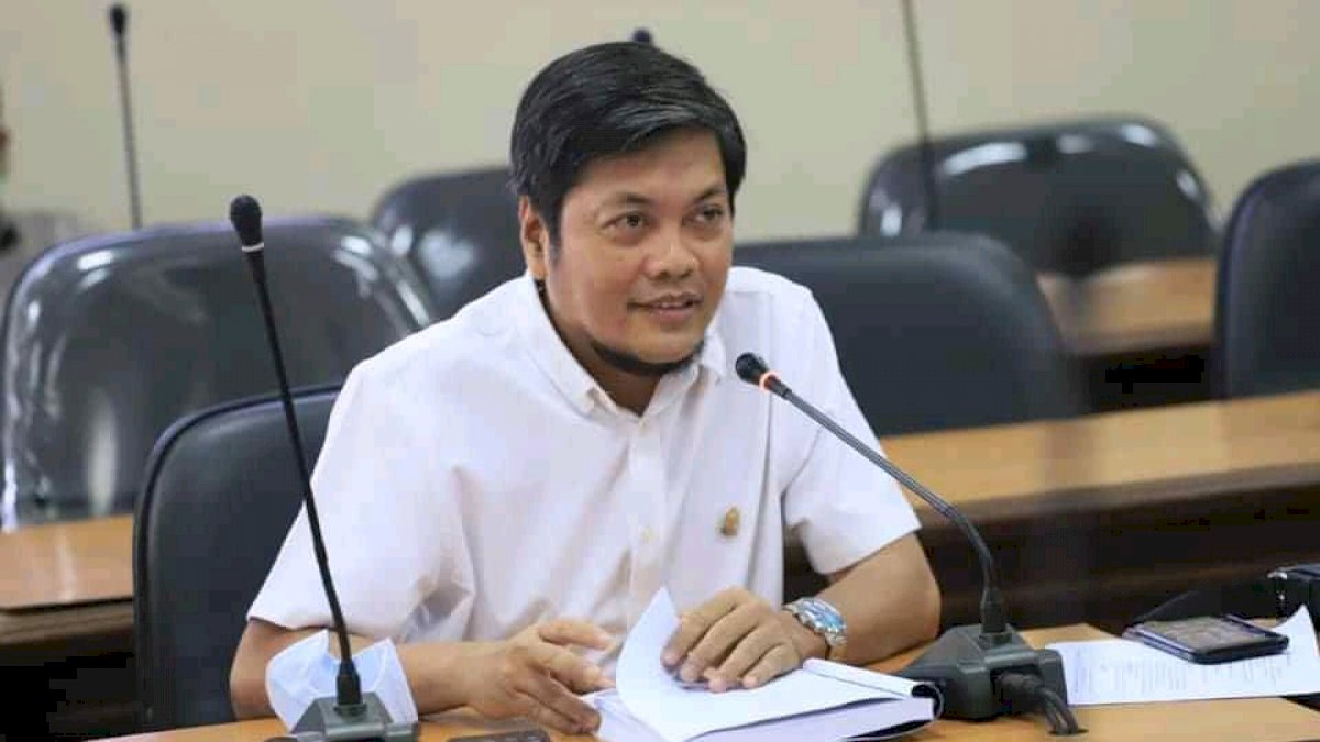 Konsep Sekolah Unggulan Disdik Sulsel Dikritik Irfan AB dan Yeni Rahman, Dinilai Ciderai Pemerataan Pendidikan