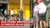 VIDEO: Dua Cewek Bertengkar di Pinggir Jalan, Diduga Rebutan Lelaki