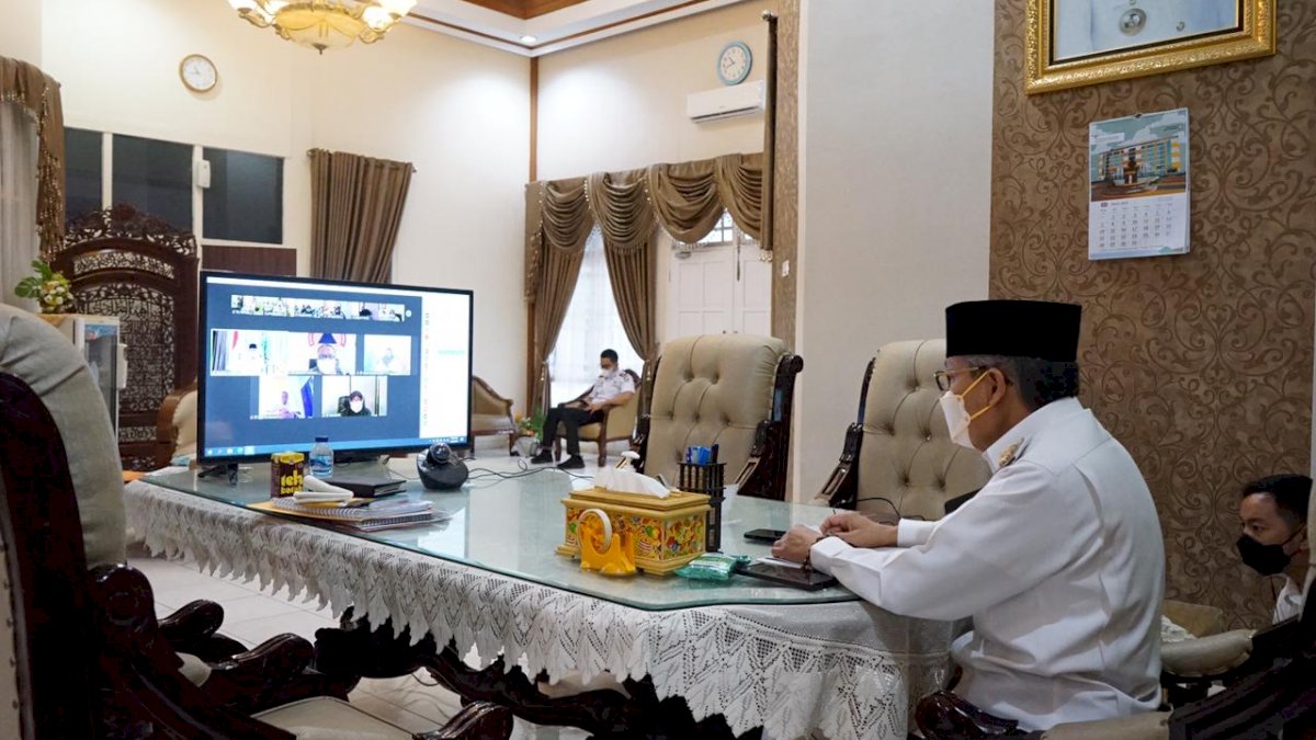 Sekolah Tatap Muka Masih Ditunda, Taufan Pawe : Kita Utamakan Kesehatan Anak Didik