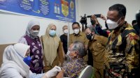 Program Vaksinasi Covid-19 Dosis Ketiga Dimulai, Prioritas Untuk Nakes Sulsel