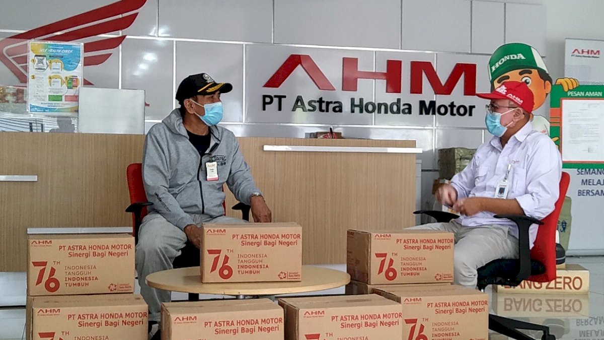 Honda Bagikan 1.100 Paket Bantuan kepada Veteran
