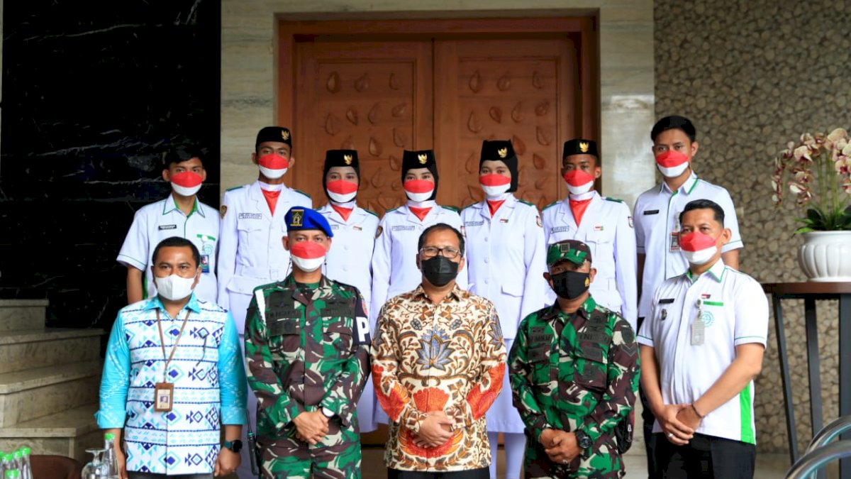 Sukses Kibarkan Bendera Merah Putih, Danny Terima Kunjungan Perwakilan Paskibraka Makassar