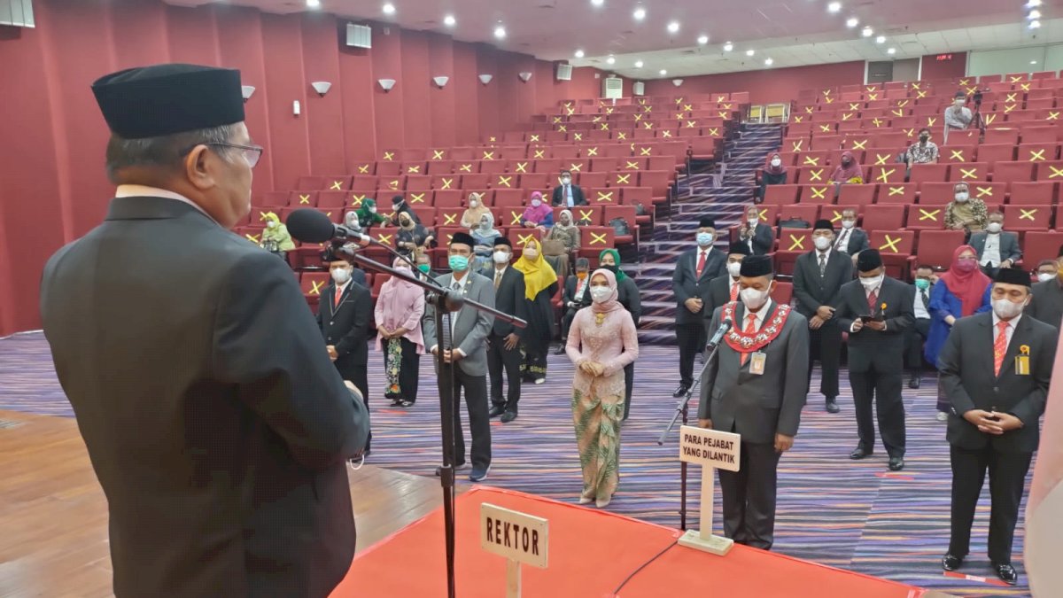Lantik 26 Pejabat Baru, Ini Pesan Rektor UNM