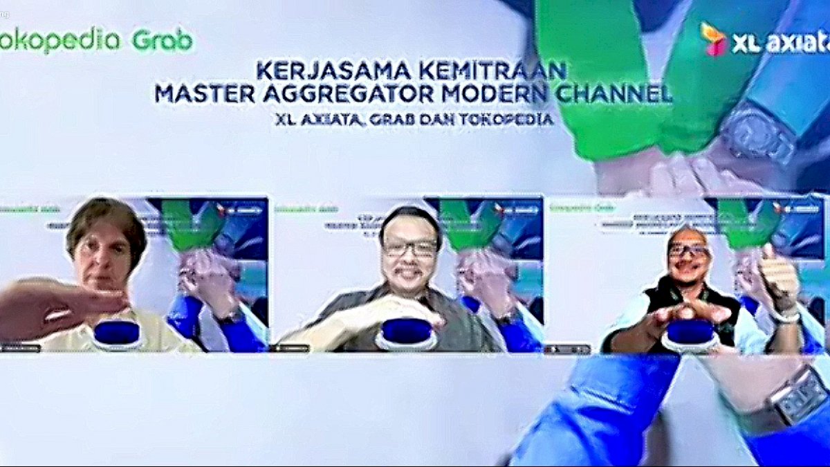 XL Axiata Jalin Kemitraan Strategis dengan Grab dan Tokopedia
