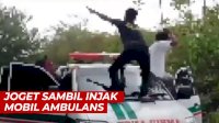 VIDEO: Viral, Mahasiswa IAIN Palangkaraya Joget Sambil Injak Mobil Ambulans