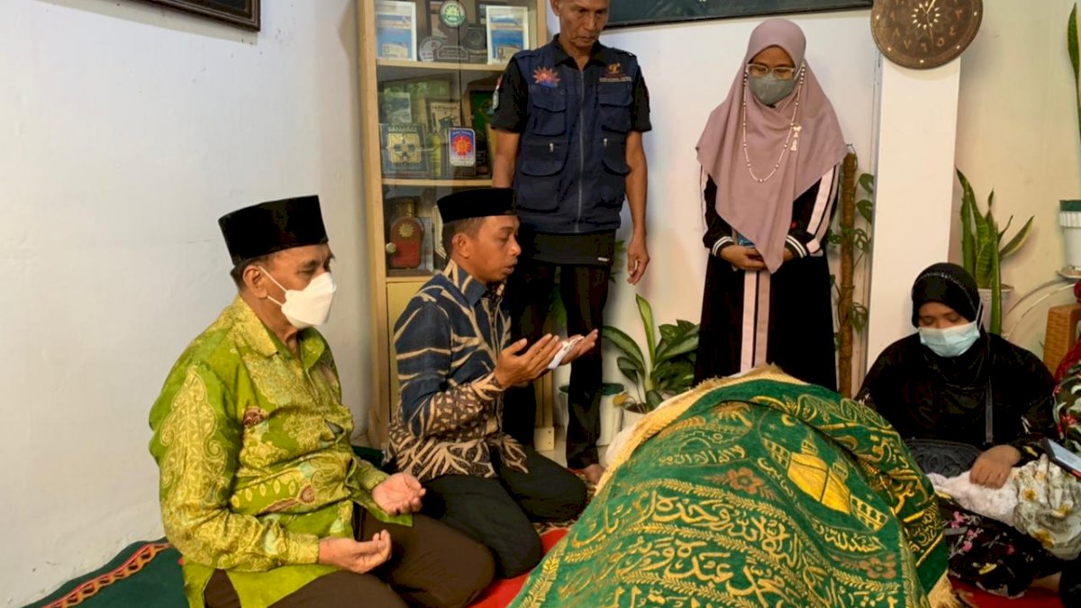 Syaharuddin Alrif Janji Lanjutkan Perjuangan Almarhum KH Iskandar Tompo