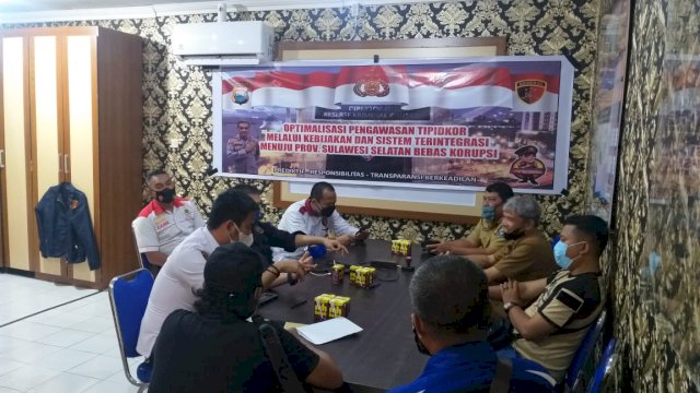 istimewa
