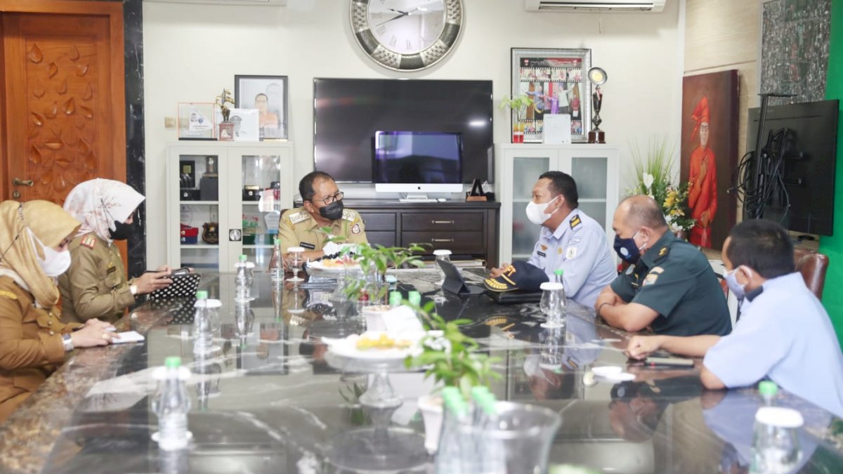 Pemkot Makassar Berencana Kelola TPI Untia