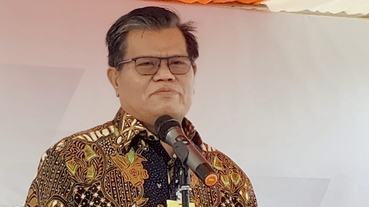 Rektor UNM Bagikan Trik Mengambil Keputusan dan Pemecahan Masalah Kepada Peserta LK II Gappembar