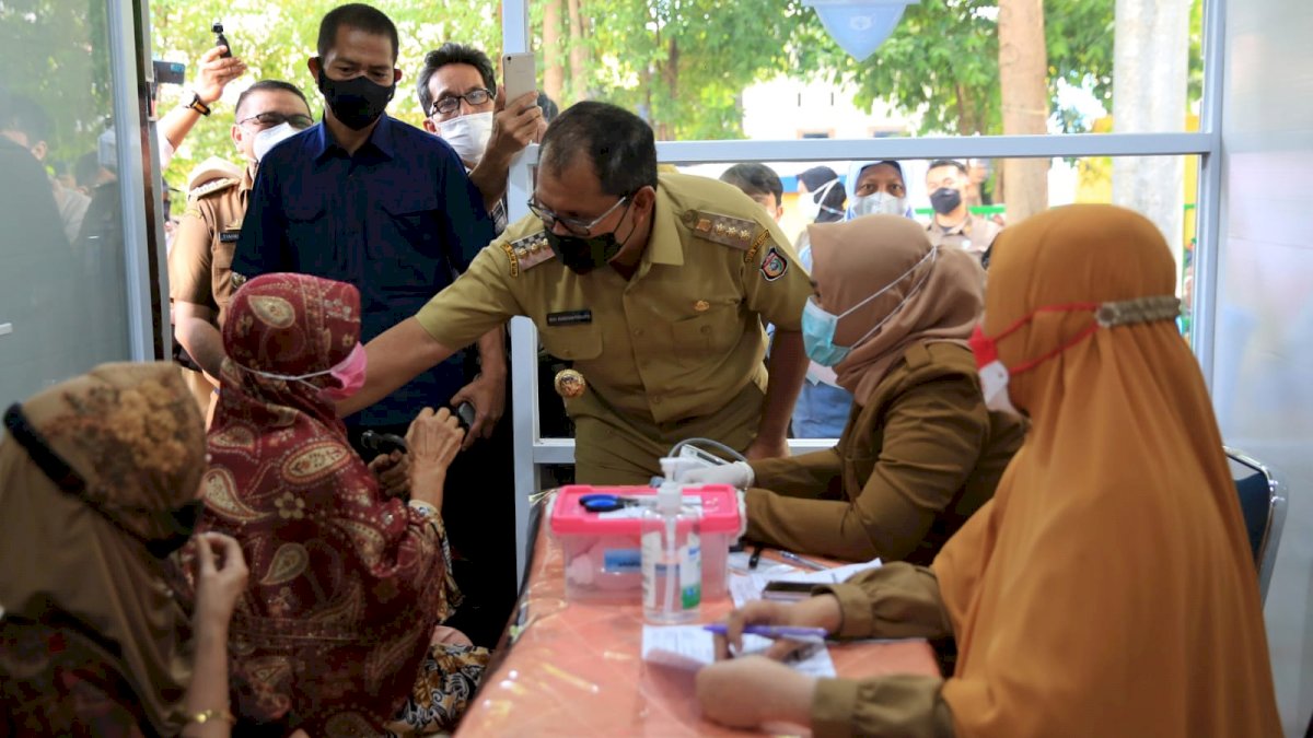 Kampanyekan Vaksinasi Sapu Jagad 100 RT 100 Persen Tiap Hari, Danny Imbau Partisipasi Warga