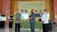 Serahkan Penghargaan BKN Award, Kepala BKN Makassar Apresiasi Kemajuan Kinerja dan Kepegawaian Parepare
