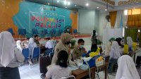 Sulsel Kebut Vaksinasi, 1.378 Pelajar Jalani Vaksinasi Sehari di SMKN 4 Makassar