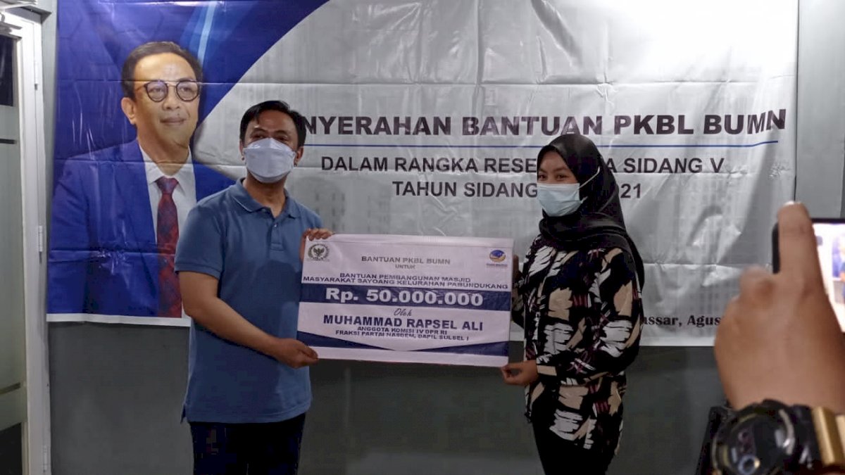 Rapsel Ali Salurkan Bantuan Rp3,6 Miliar di Takalar, Jeneponto dan Selayar