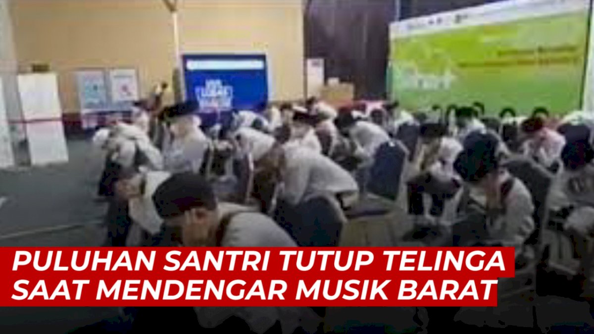 VIDEO: Viral, Puluhan Santri Tutup Telinga Saat Mendengar Musik Barat