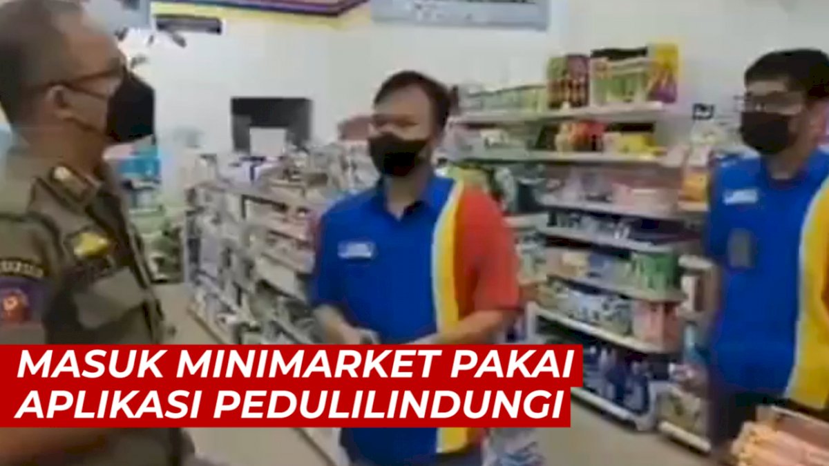 VIDEO: Satpol PP di Bekasi Minta Konsumen Masuk Minimarket Pakai PeduliLindungi, Ahli: Berlebihan