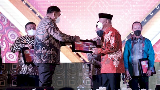 istimewa