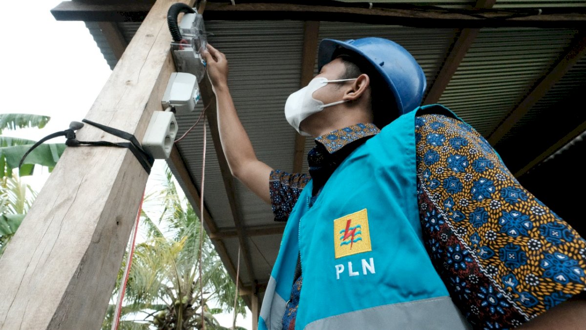 Petani di Soppeng Berhasil Menghemat Biaya Operasional 50 Persen Berkat PLN