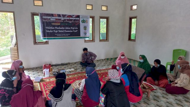 Pembinaan Program Desa Bangkit Sejahtera Yayasan Hadji Kalla di Desa Boneposi Kecamatan Latimojong, Kabupaten Luwu (Ist)