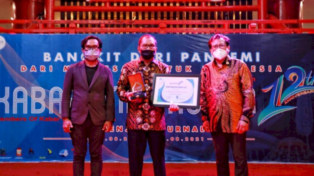 Wali Kota Danny Dianugerahi Penghargaan Kepala Daerah Inovatif