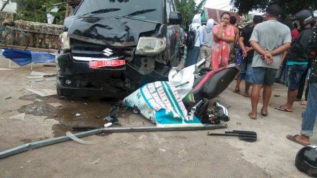 Mobil Dinas Milik Kabag SDA Jeneponto, Andry Yusuf Tabrakan di Takalar. (Int)