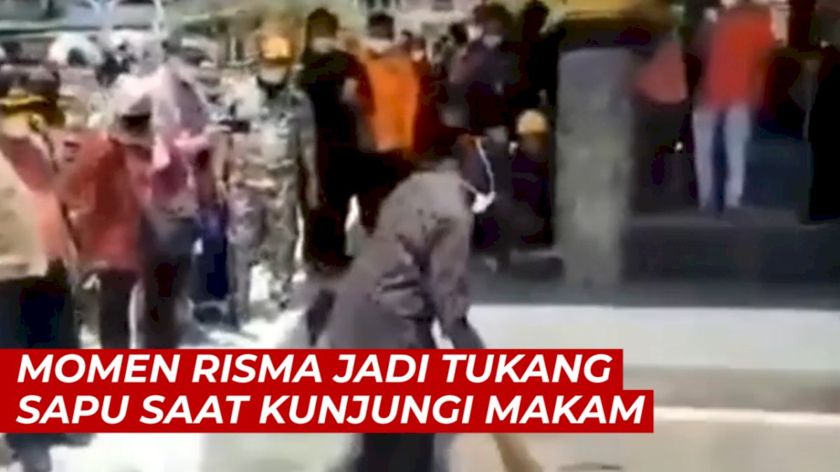VIDEO: Aksi Mensos Risma Jadi Tukang Sapu Dadakan di Makam Syekh Burhanudin Ulakan