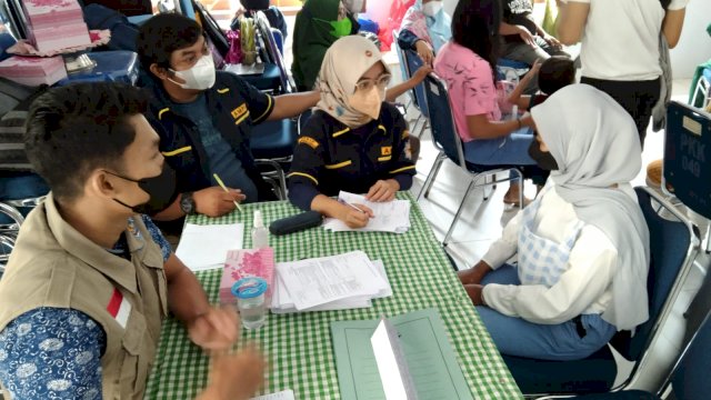 Dekopinda dan AMPI Sinjai Gelar Vaksinasi Massal, Sabtu (13/11/2021).
