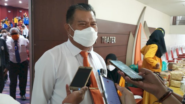 Rektor UNM Prof Husain Syam, (Ist)